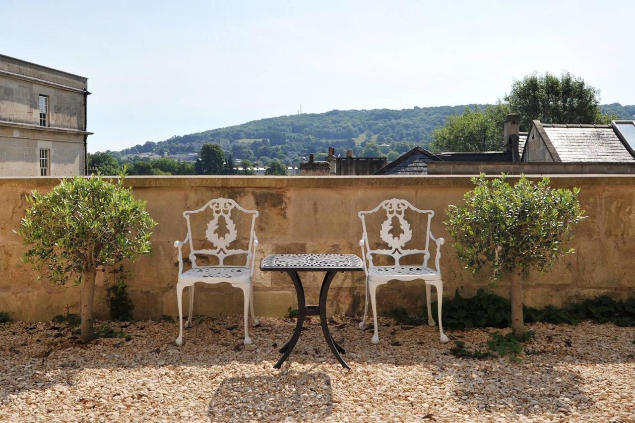 Central Luxury Bath Garden Apartment Free Parking 외부 사진